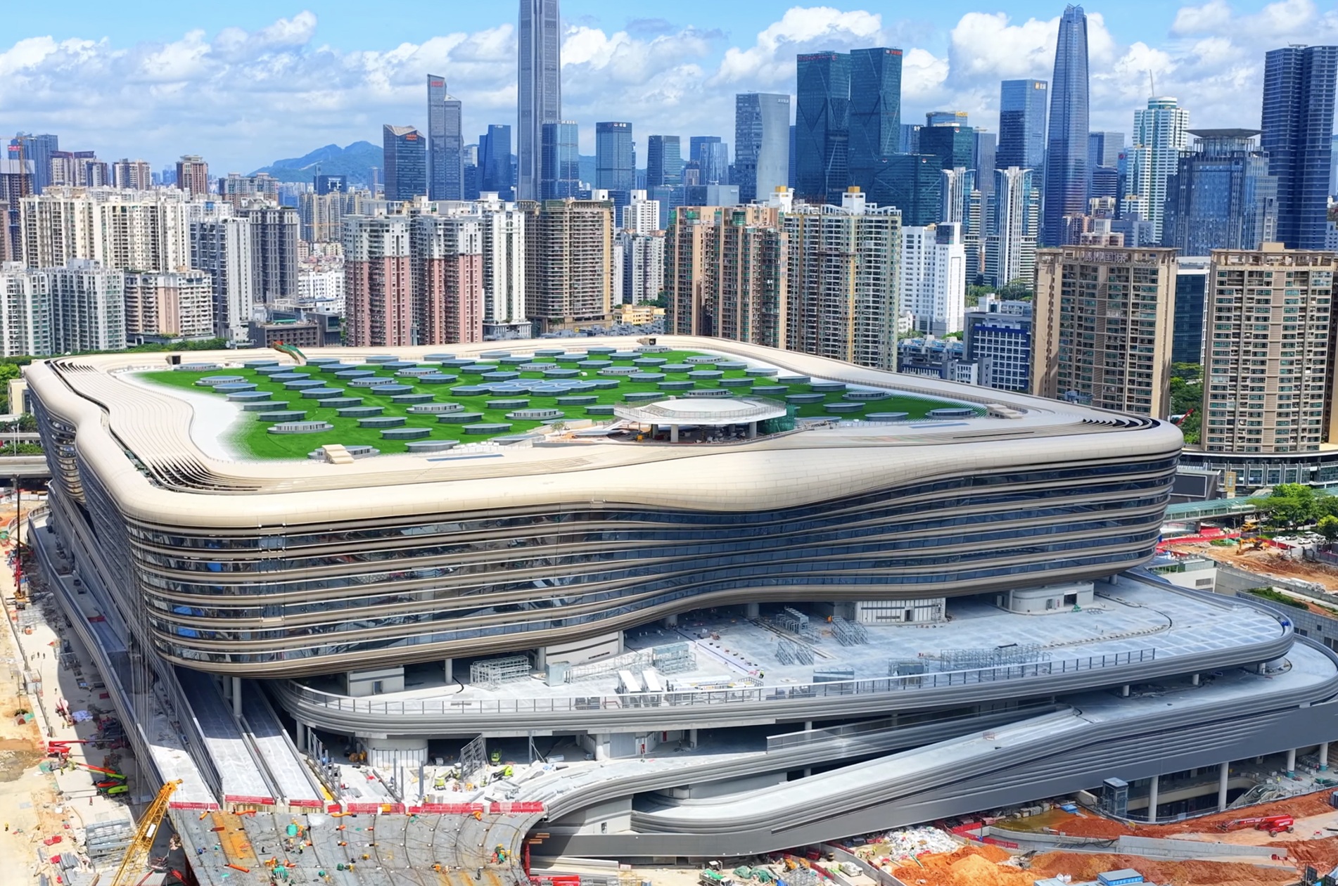 新皇崗口岸過關流程
